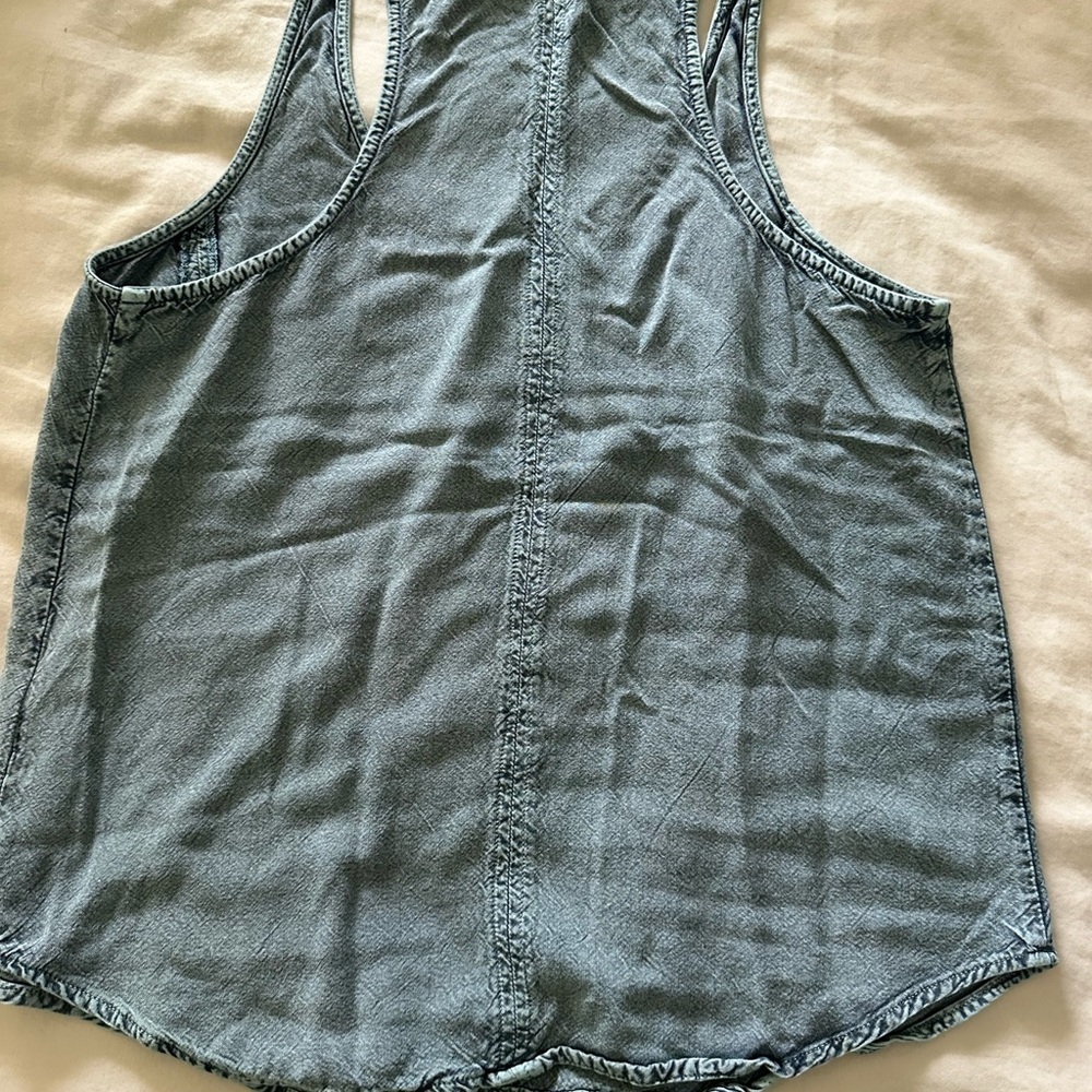 Earthbound Tank - Picture 2 of 2